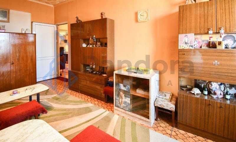 Дава се под наем Тристаен апартамент в София, Център - 83 кв.м за 475 € - Снимка #7