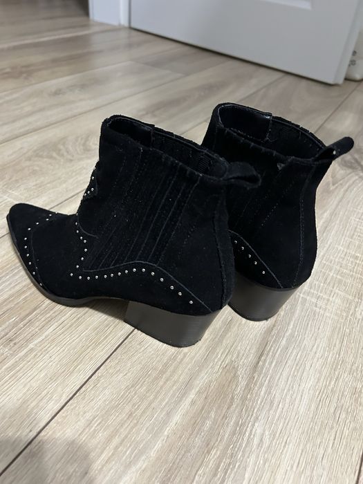 Ciocate piele intoarsa naturala Reserved