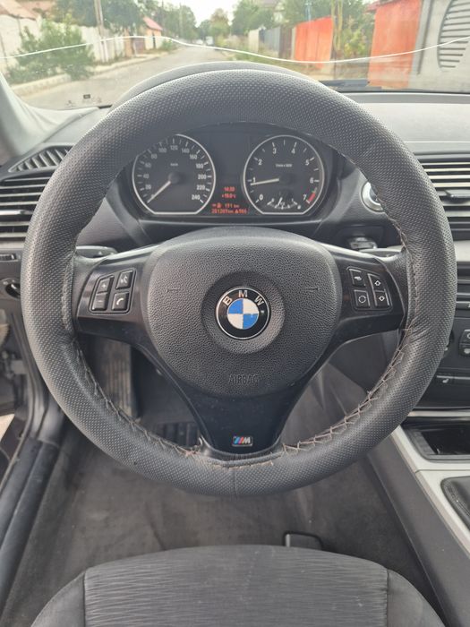 BMW Seria 1 2007 — imagine 5