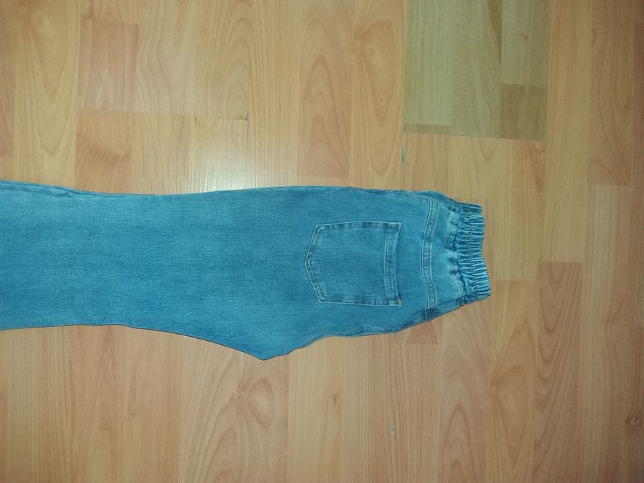 Джинсы на девочку