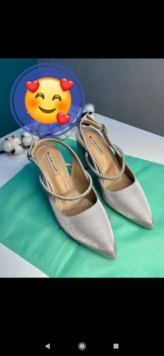 Продам туфли босоножки