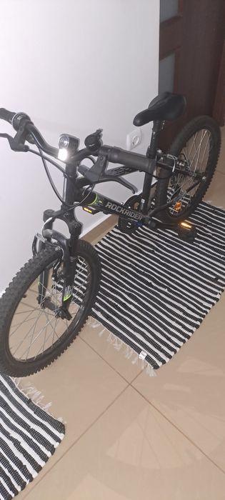 Vând bicicleta de copii 12 ani cu premergătoare