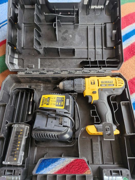 Циркуляр и винтоверт dewalt