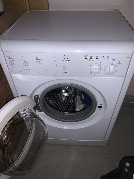 Продаётся стиральная машинка автомат
