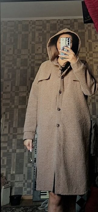 Продам пальто демисезонное