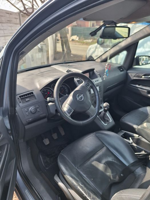 Masian opel zafiraB