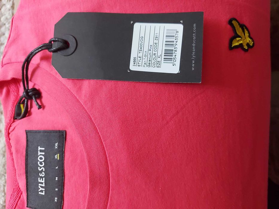 Нова оригинална тениска  LYLE & SCOTT XL