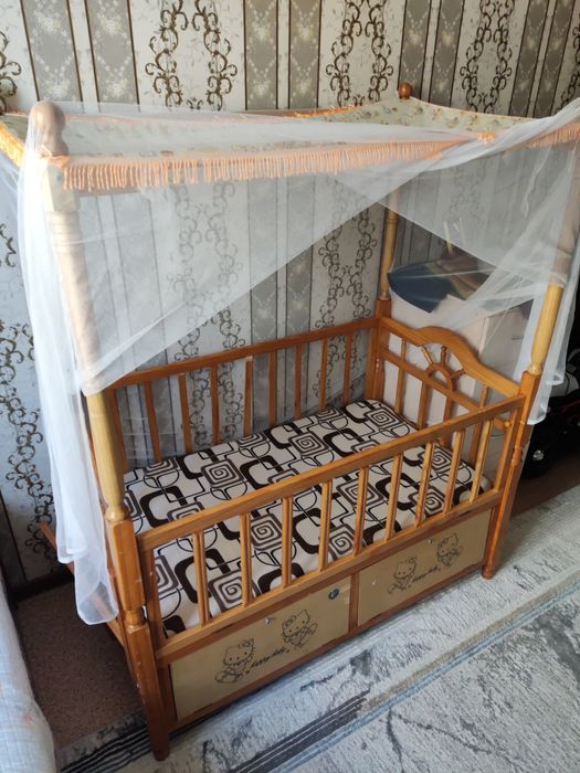 Детская кровать.