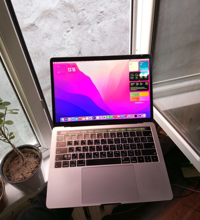 Срочно Apple MacBook PRO. Touch ID. Версия PRO.