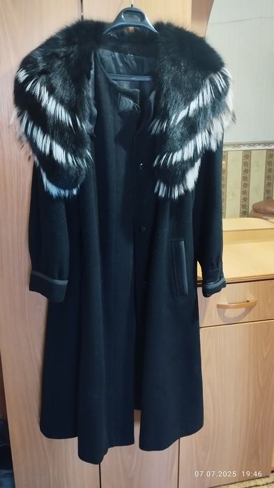 Продам пальто женское