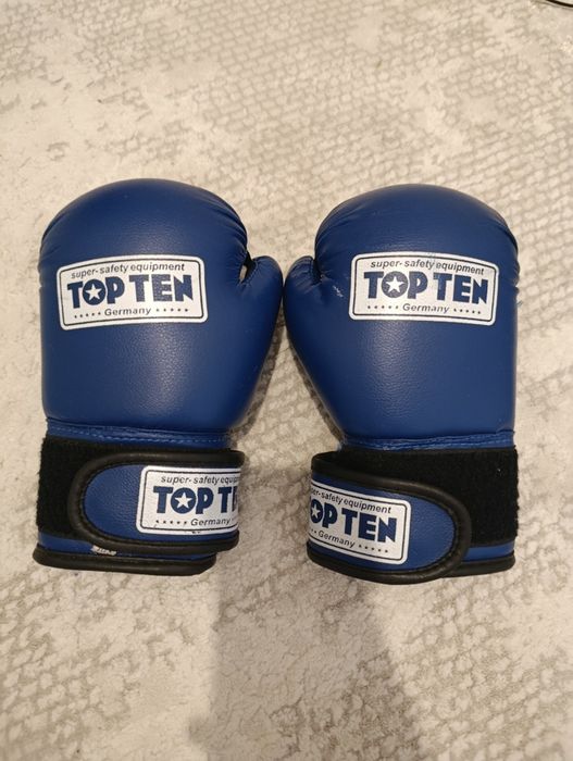 Перчатки для бокса