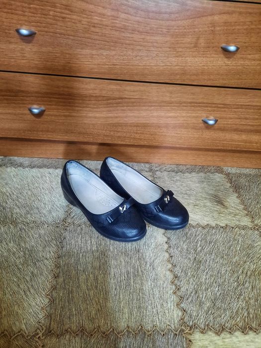 Школьная форма 2-6 класс, платья, юбки, блузки, туфли,