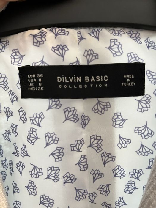 Дамско вталено сако