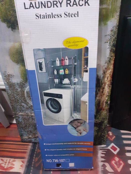Продам стеллажи для ванной и туалета