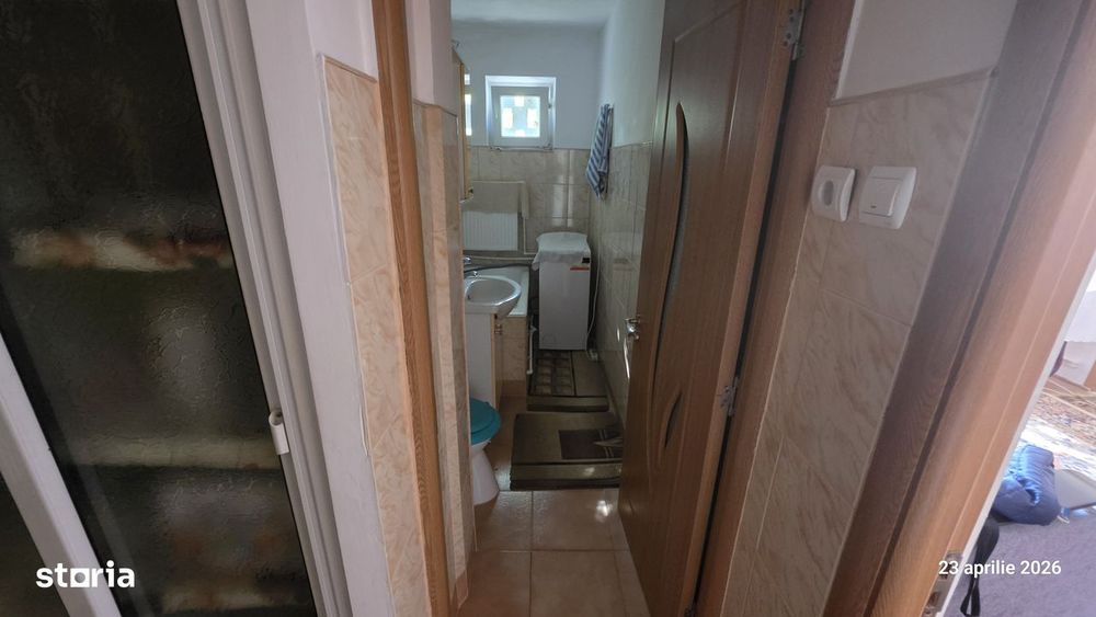 Apartament 2 camere, balcon, centrală pe gaz