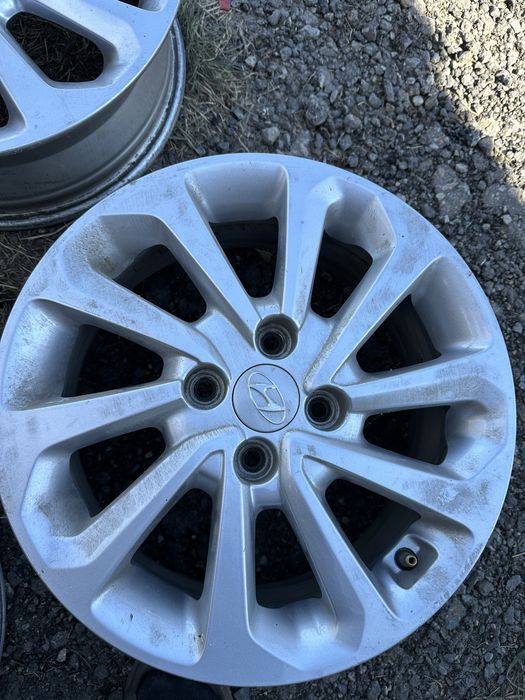 Диски комплект от хендай акцент 2021