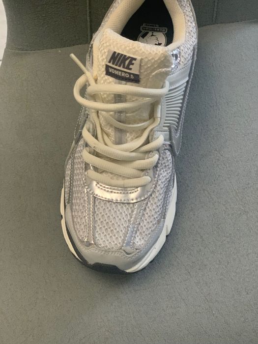 Adidasi Incaltaminte