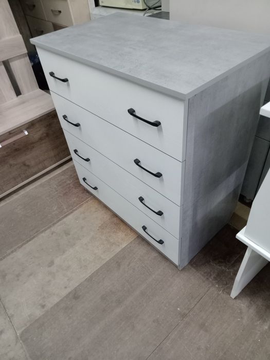 Продам новый комод