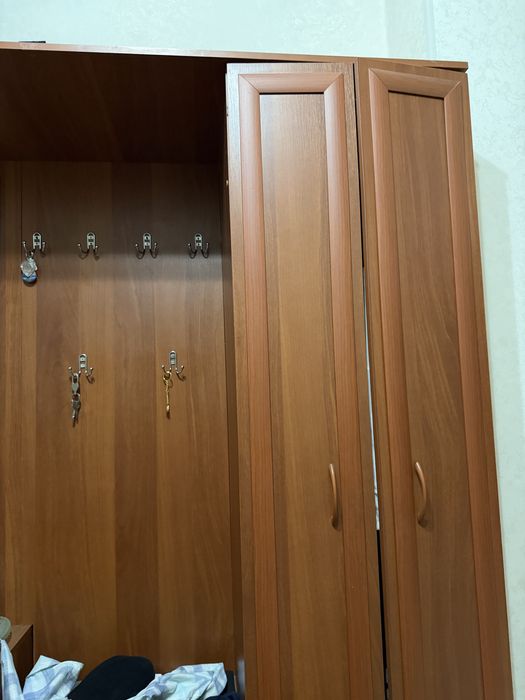 Шкаф для прихожей