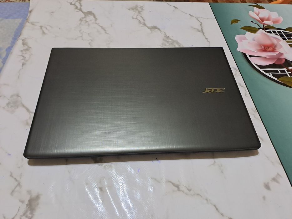 Acer Aspire E 15 (E5-576G-30RZ)