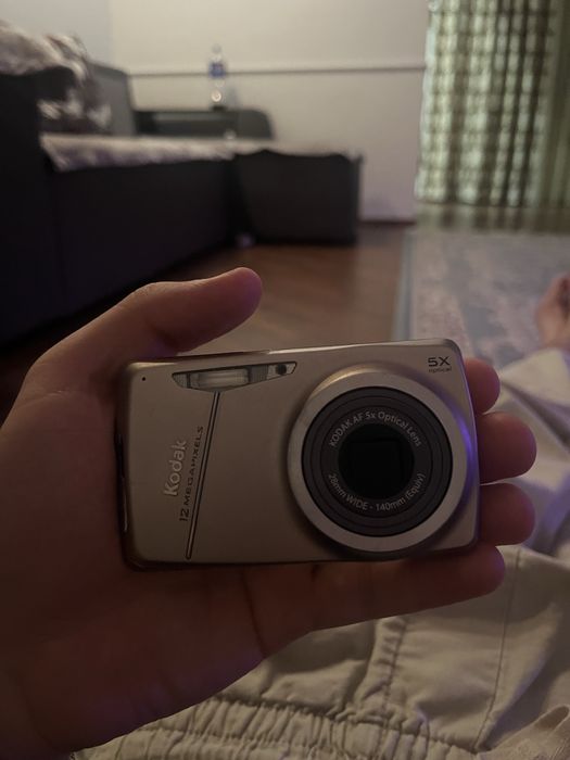 Продам камеру Kodak EasyShare M550