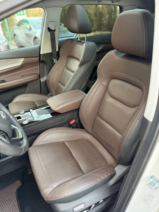 Sotiladi/Продаю CHERY 8 PRO LUX