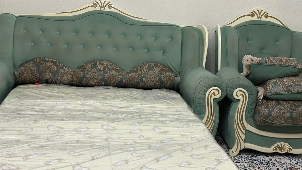 Диван и кресло сатылады