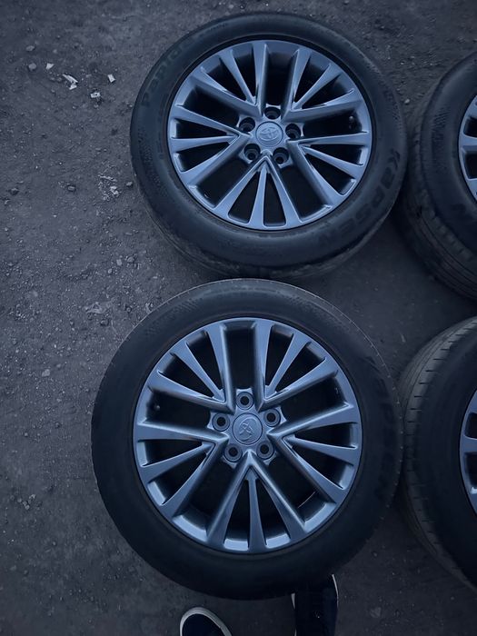Продается оригинальные диски R17