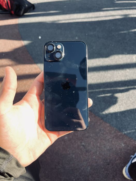 IPhone 13 синий