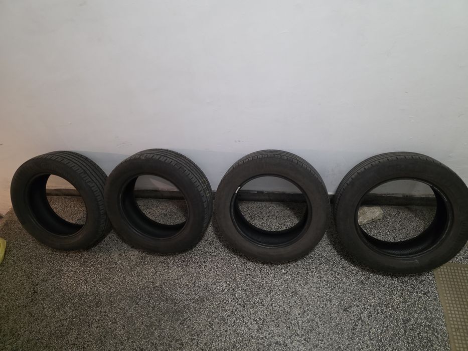 СПЕШНО! Летни гуми  205/55/16 Continental EcoContact 5