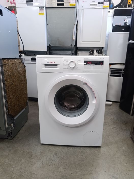 Пералня Слим BOSCH Serie/4 7кг Eco Silence Drive