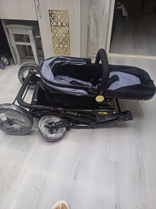Продаётся трансформер коляска
