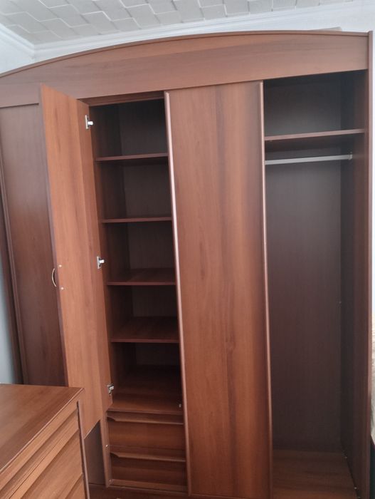 Продается шкаф-купе