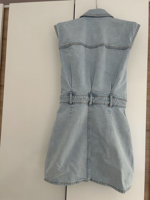 Къса дънкова рокличка