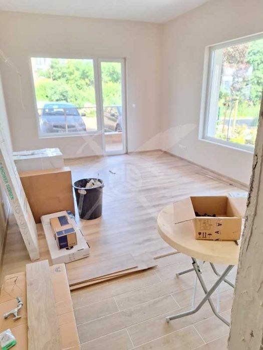 Продава се Двустаен апартамент в Бургас, Крайморие - 62 кв.м за 1646 €/кв.м - Снимка #2