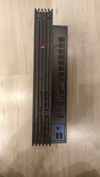 Конзола PS2 - Неработеща!