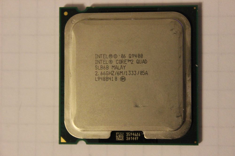 Процессор Core 2 Quad Q9400.