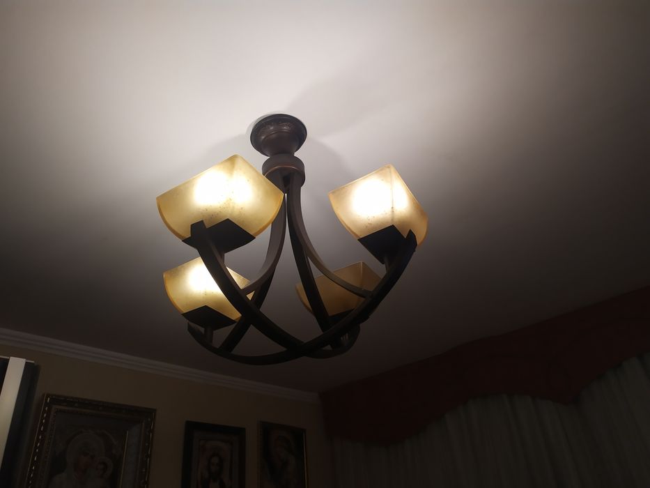 Люстра потолочная