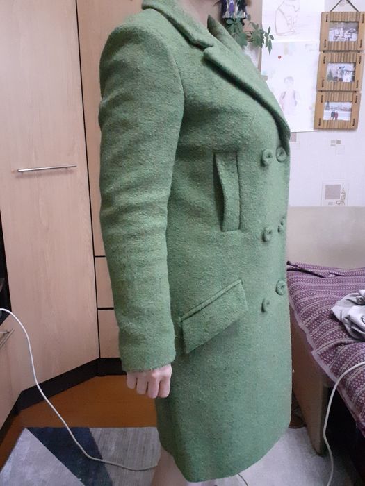 Продам пальто женское