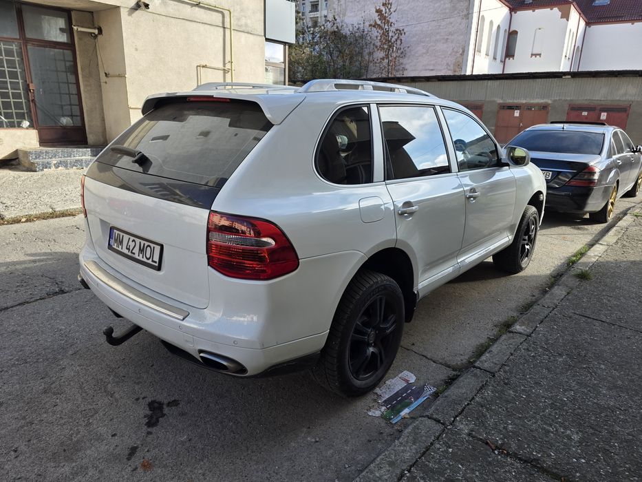 PORSCHE Cayenne 2010 — imagine 2