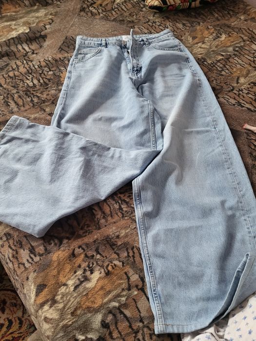 Продам молодёжные джинсы