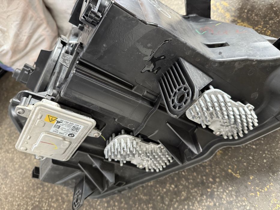 Ляв фар за BMW X3 F25 Adaptive Xenon