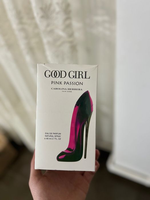 Parfumuri de vânzare