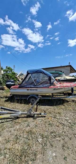 Se vinde barcă la cheie