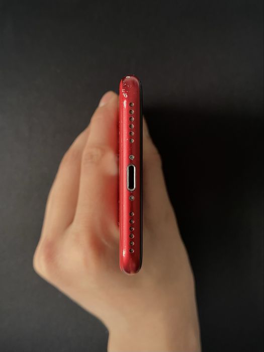 iPhone SE 2 64Gb Red Product Apple 2020