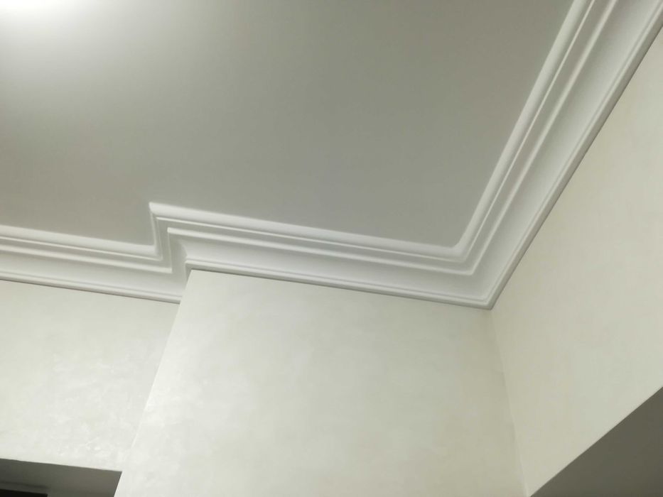 Cornise, chenare decorative, riflaje, plinte, ancadramente, montaj