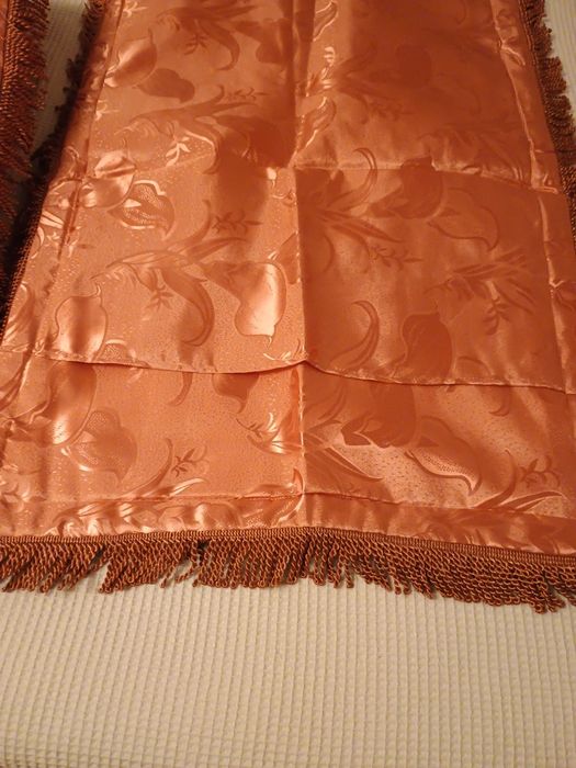 Cuvertura matrimonială  cu 2 fețe de pernă +1 pui