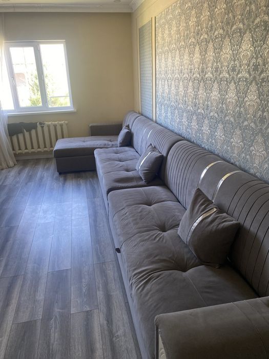 Диван за 150к торг есть