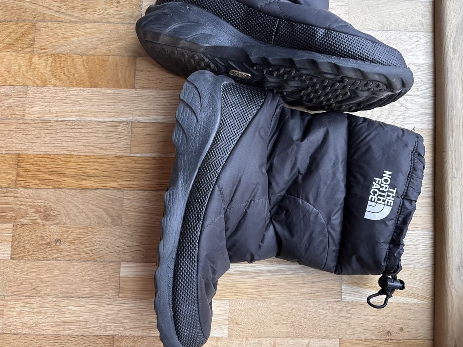 Cizme puf North Face marime 41