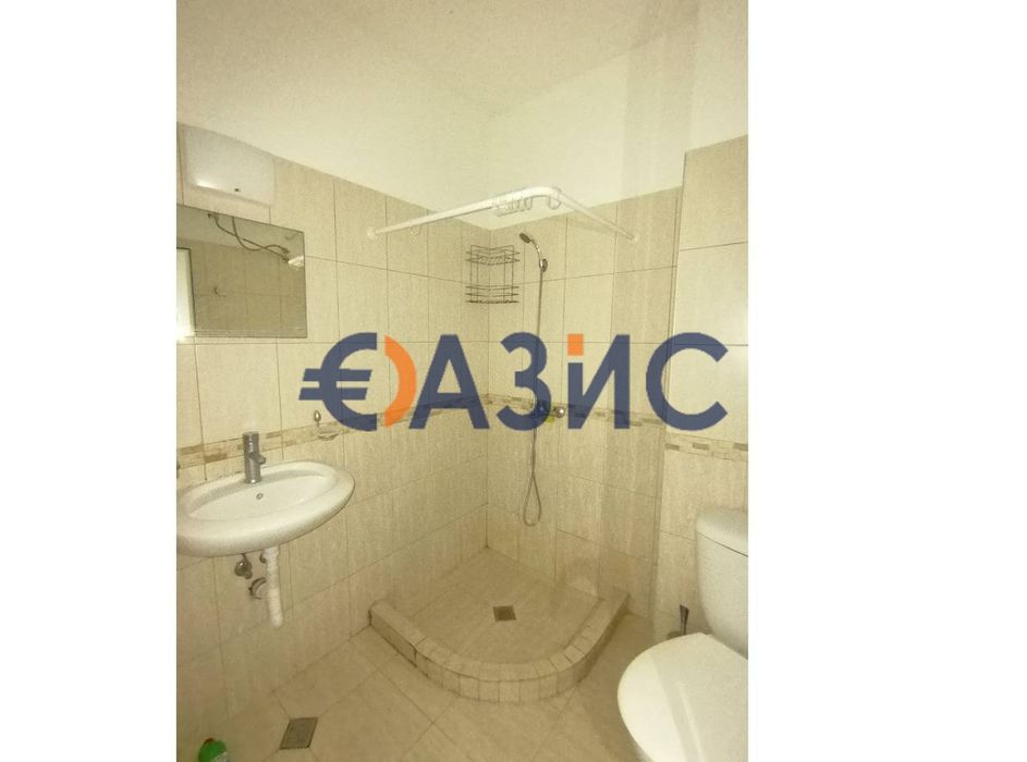 2-стаен апартамент на 3-ти етаж,комплекс Блу Бей на първа линия море